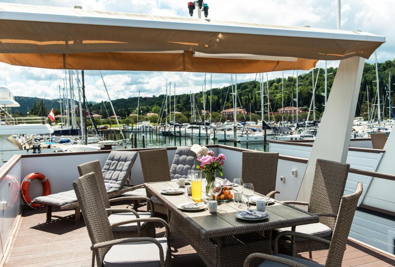 Villa Marina Luxury Houseboat Olive Portorož Exterior foto